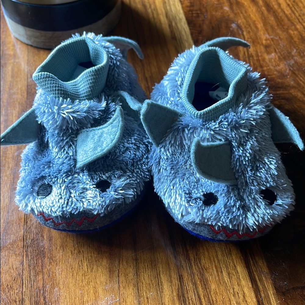 3-4T L.L. Bean Gray Slippers Cozy Comfort toddler shark soft